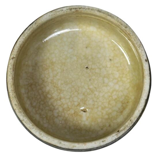 Antique Early 1900's Chinese Porcelain Warrior Themed Ginger Jar with Lid - Picture 8 of 9